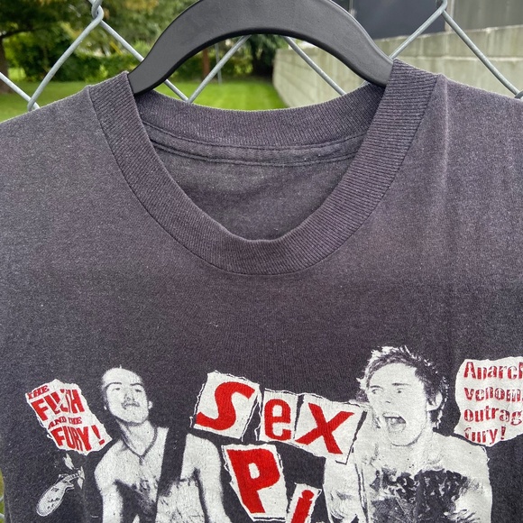Vintage 80s Sex Pistols T-Shirt Mens Medium Sleeveless Distressed Music Band Tee - Picture 3 of 11